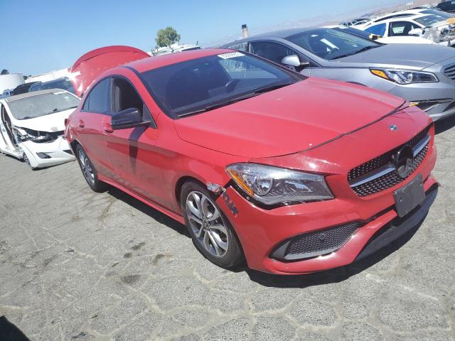 WDDSJ4EB6KN710152 Mercedes-Benz CLA 250