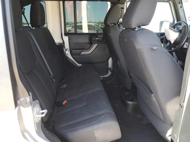 1C4HJWDG9JL928531 Jeep Wrangler Unlimited Sport