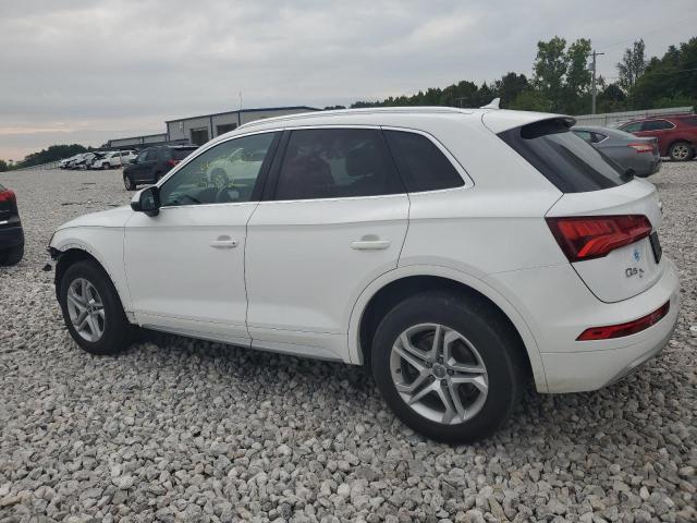 WA1ANAFY2K2085269 2019 AUDI Q5, photo no. 2