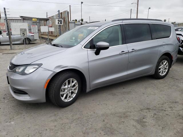 2020 Chrysler Voyager 