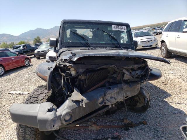 1C4BJWDG2EL135017 Jeep Wrangler Unlimited Sport
