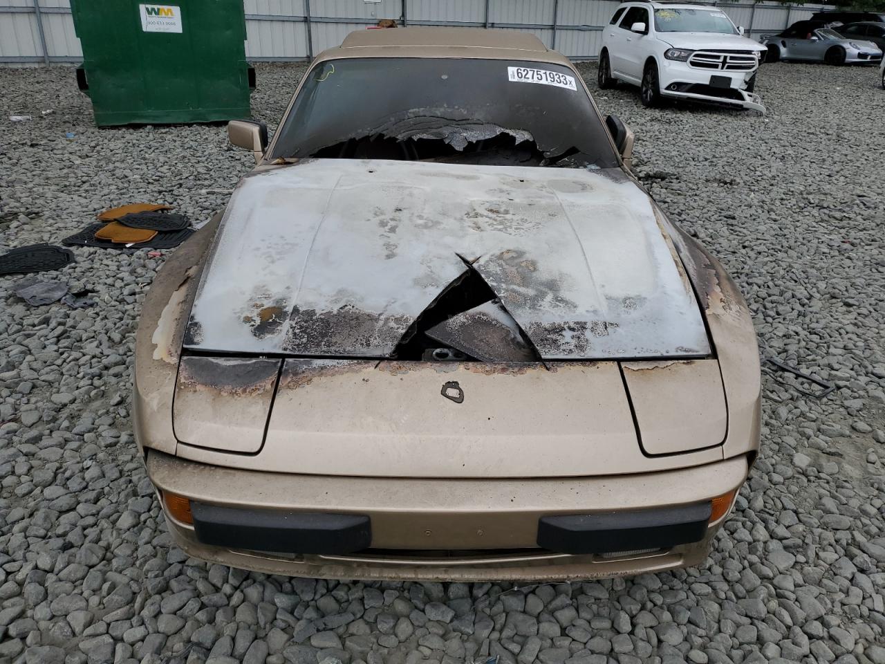 WP0AA0942FN452292 1985 Porsche 944