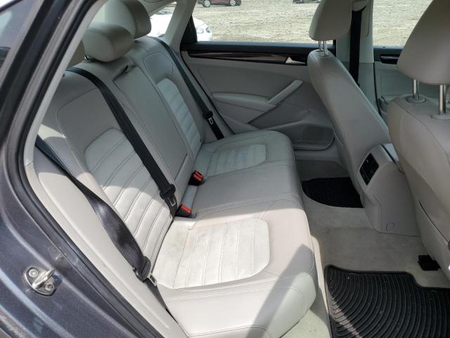 2015 VOLKSWAGEN PASSAT SEL - 1VWCV7A38FC035681