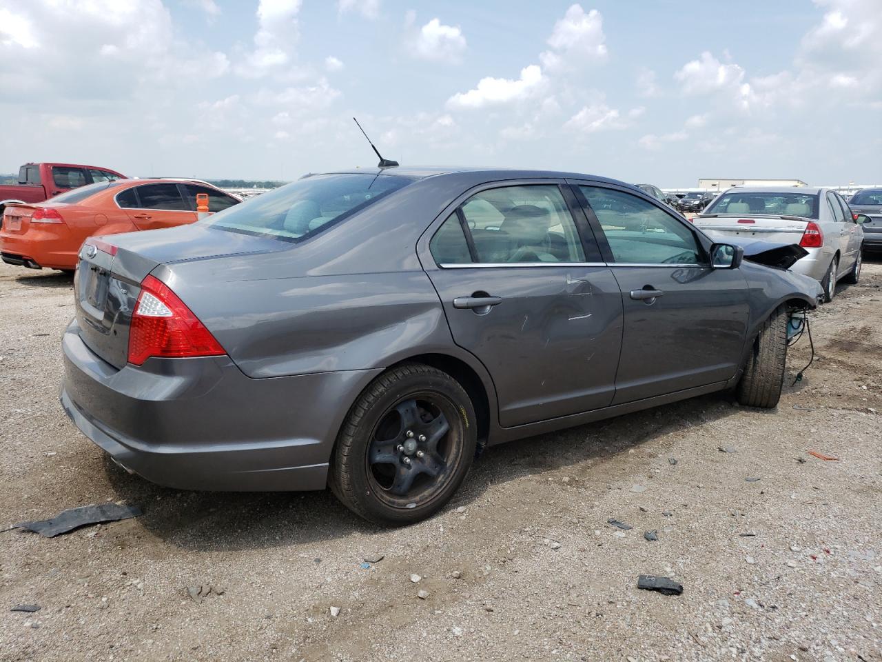 3FAHP0HA6BR296551 2011 Ford Fusion Se