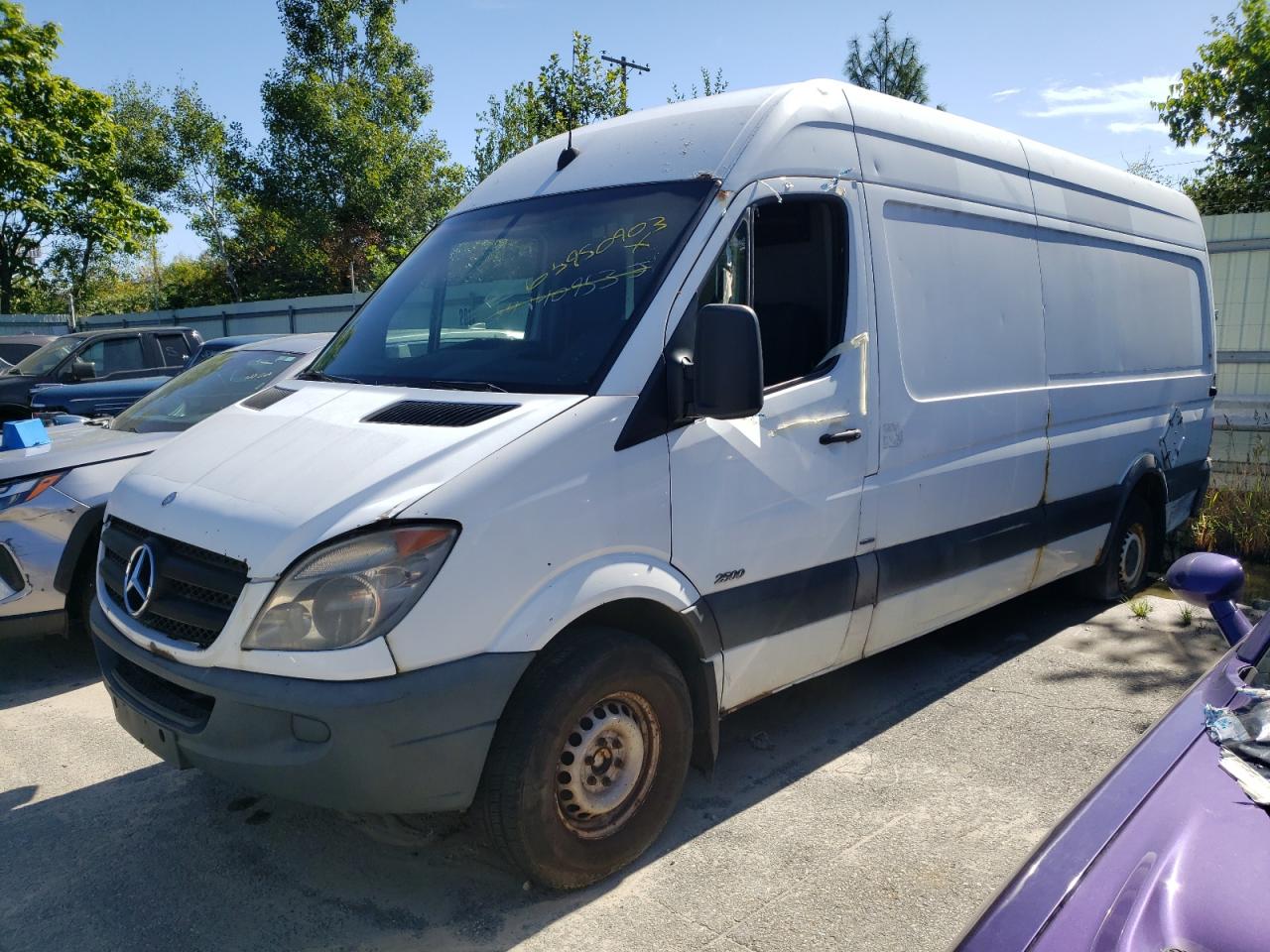 Mercedes Benz Sprinter 2011 будка