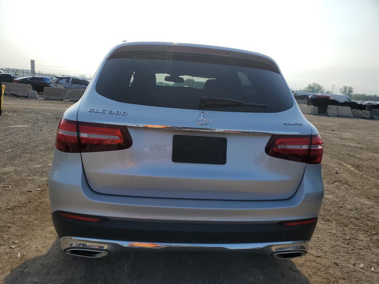 WDC0G4KB3KV123180 2019 Mercedes-Benz Glc 300 4Matic