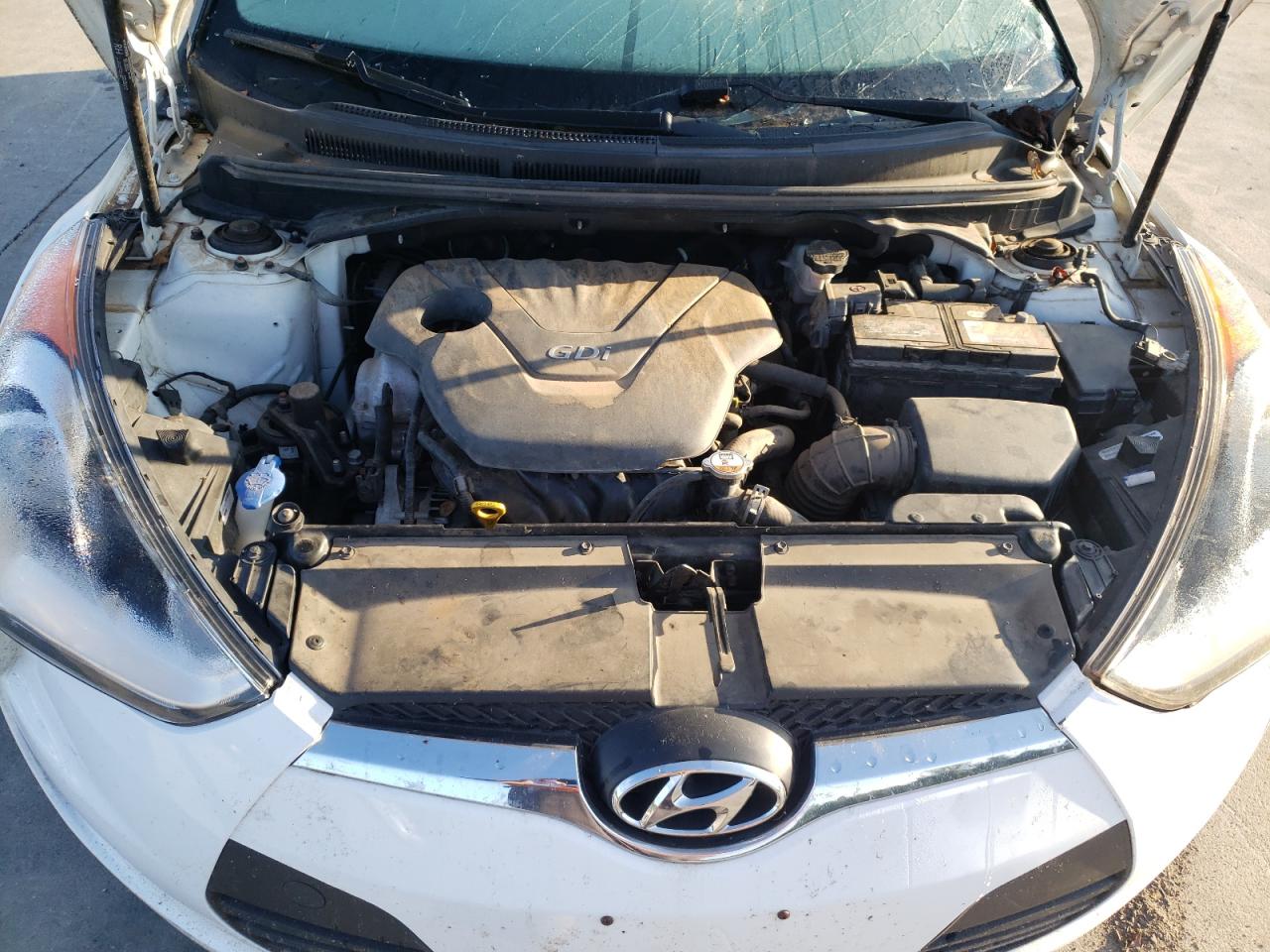 KMHTC6AD8FU224218 2015 Hyundai Veloster