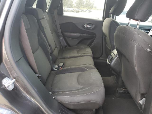 1C4PJLCS0FW782378 Jeep Cherokee Latitude