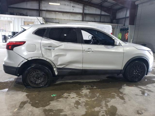 JN1BJ1CR2KW628277 Nissan Rogue Sport S