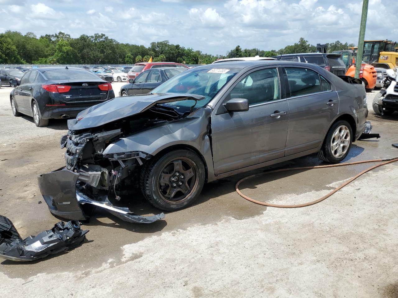 3FAHP0HA0BR305146 2011 Ford Fusion Se