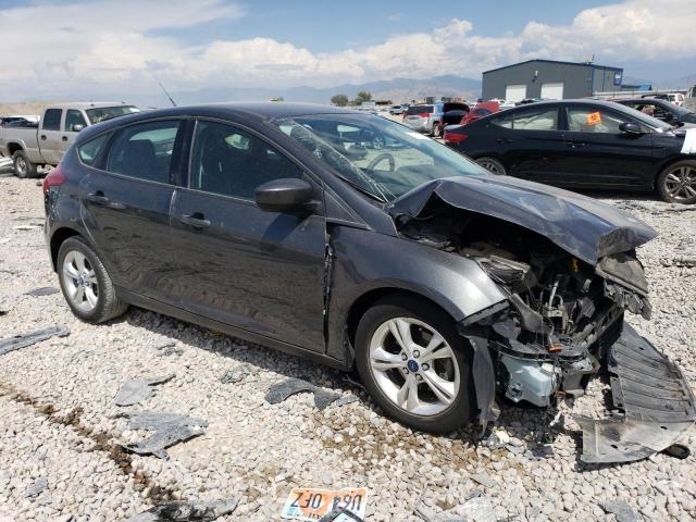 1FADP3K25JL211861 Ford FOCUS SE