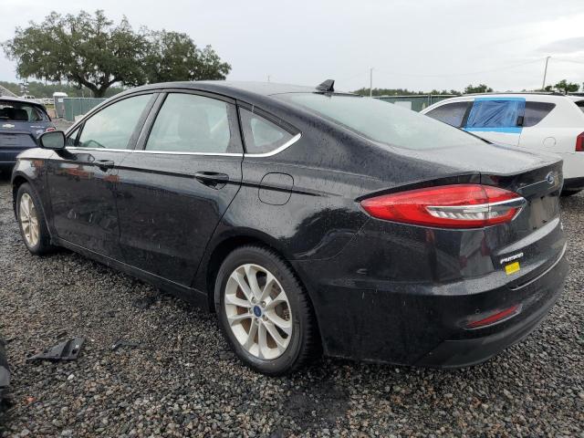 3FA6P0HD4LR245780 Ford Fusion SE 2