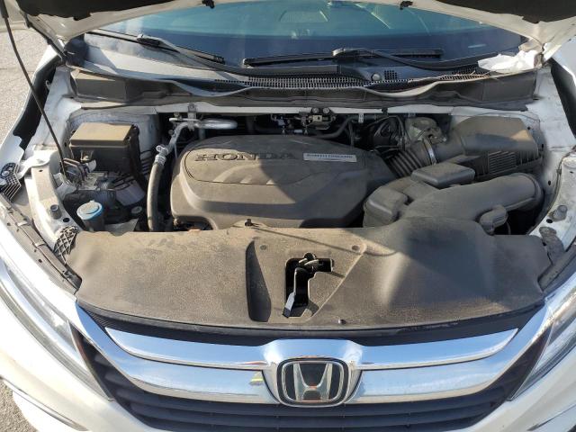 5FNRL6H85JB039388 2018 HONDA ODYSSEY, photo no. 12