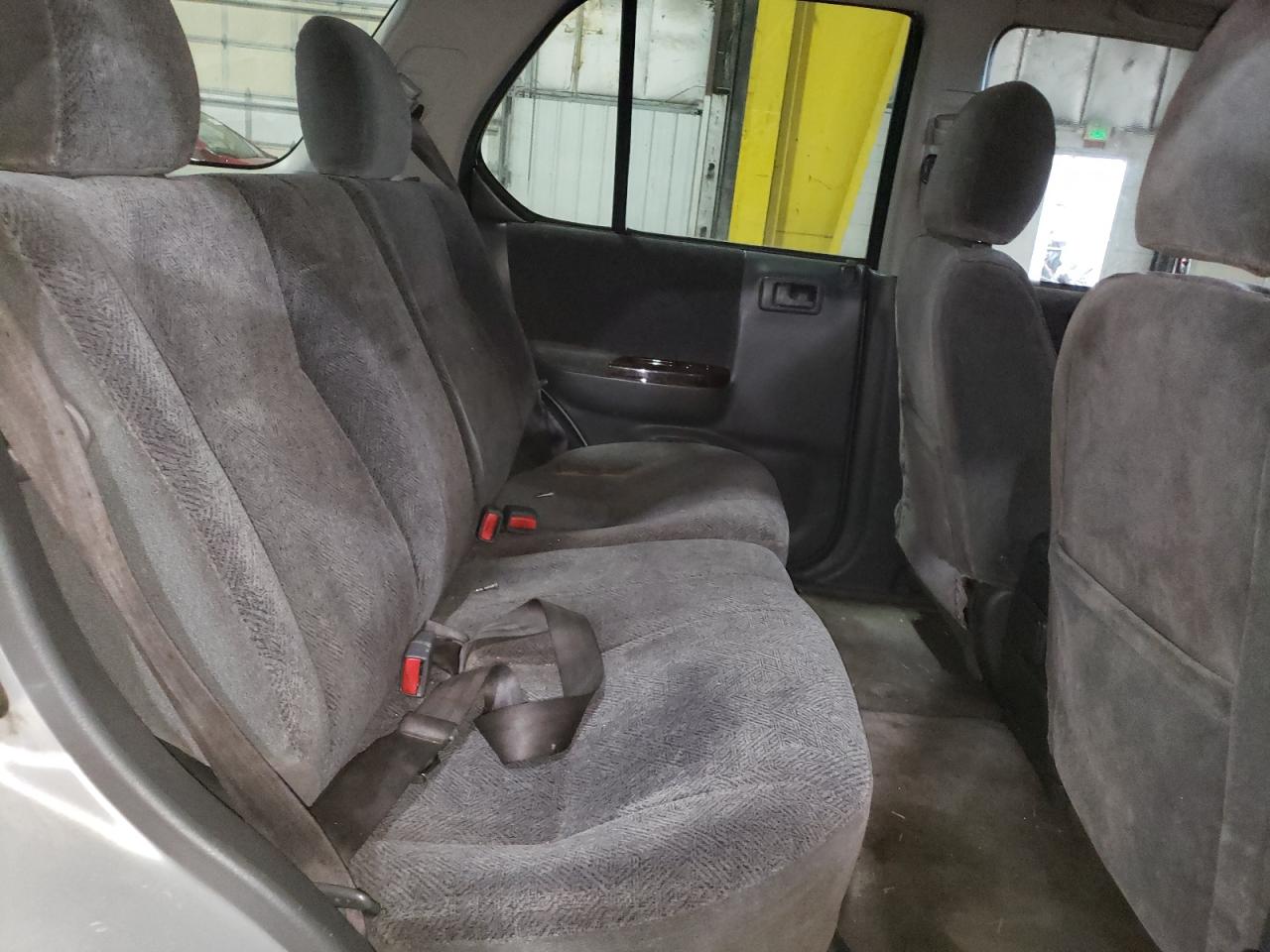 4S6DM58W124400935 2002 Honda Passport Ex