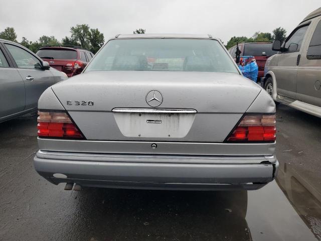 WDBEA32EXSC256868 | 1995 MERCEDES-BENZ E 320 BASE