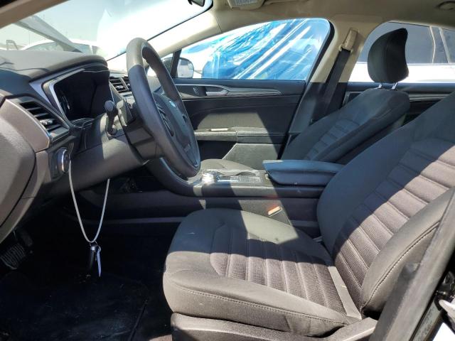 3FA6P0HDXHR222219 Ford FUSION SE