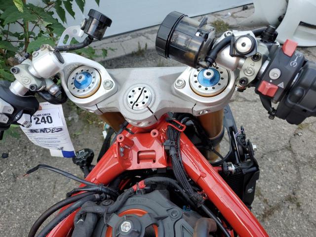 2021 DUCATI SUPERSPORT ZDMVABDS2MB000171