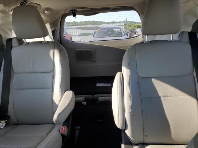 5TDYZ3DC9JS920481 Toyota SIENNA XLE
