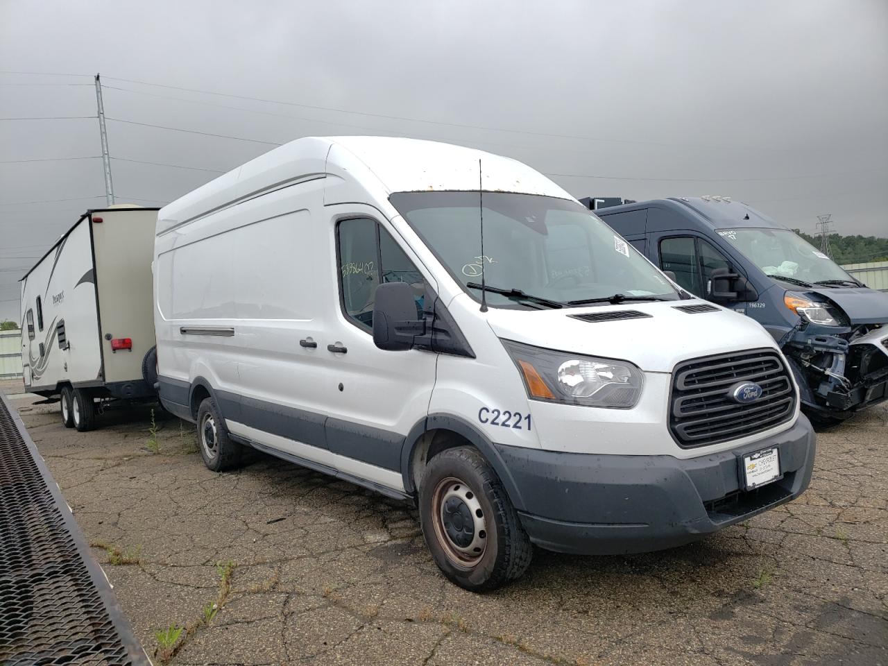 VIN: 1FTYR3XG2HKA65509 2017 FORD TRANSIT