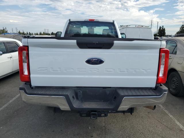 1FTBF2A69KEG76104 Ford F250 Super Duty