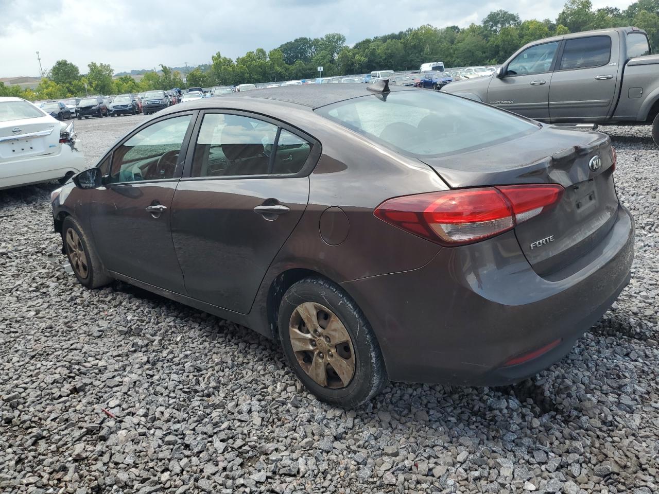 2017 Kia Forte Lx vin: 3KPFK4A79HE017308