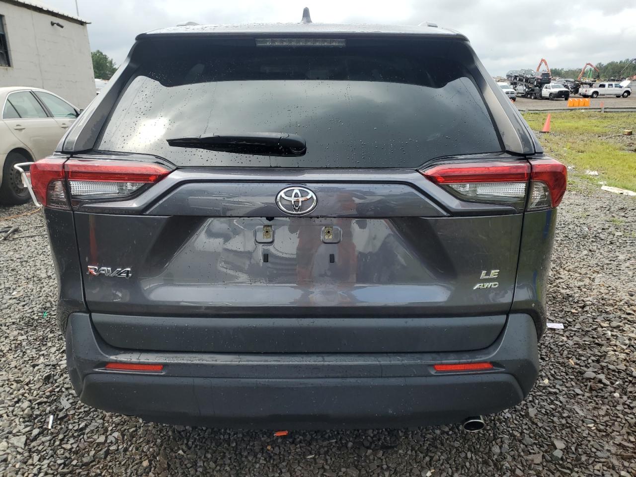 2019 Toyota Rav4 Le vin: JTMG1RFV2KJ009962