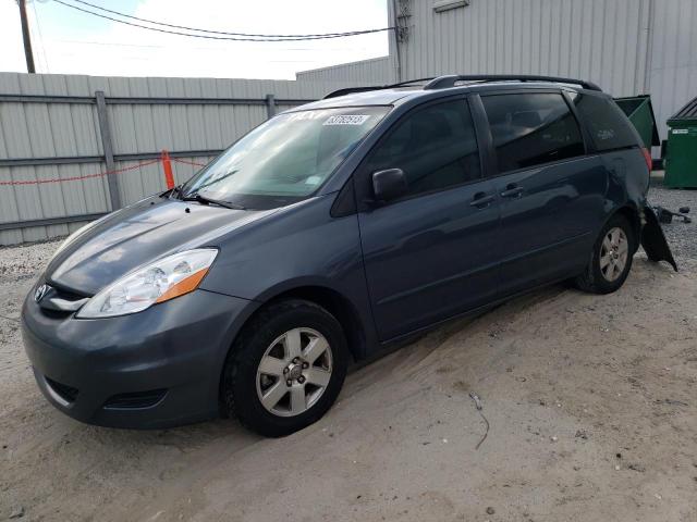 2009 Toyota Sienna CE