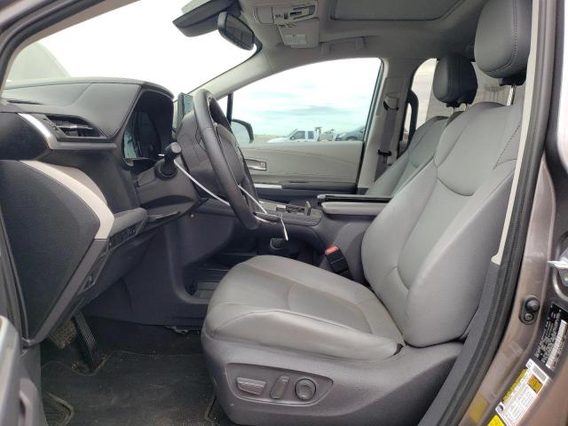 5TDYRKEC6MS055594 Toyota SIENNA XLE