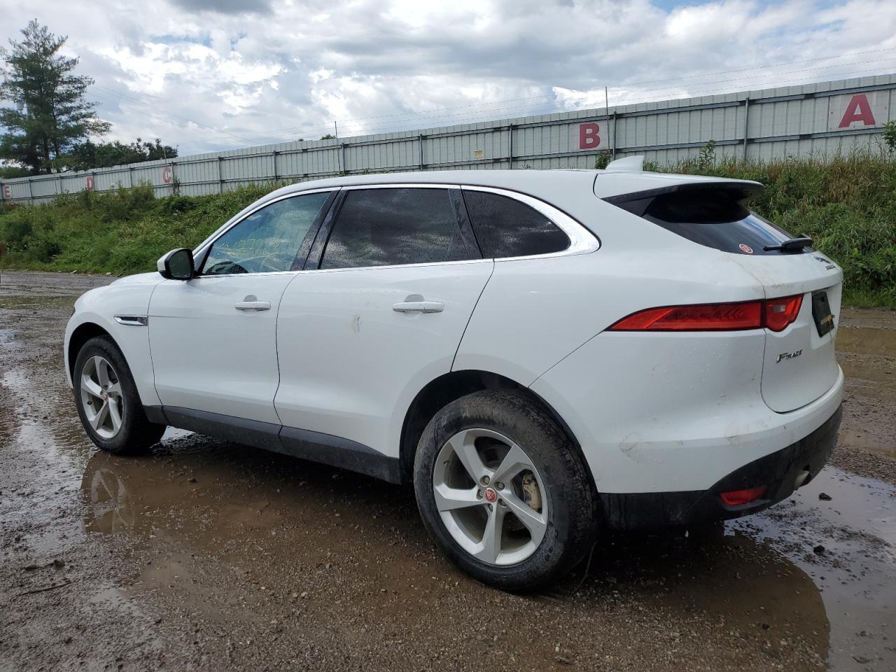 SADCJ2FX0KA360915 2019 Jaguar F-Pace Premium