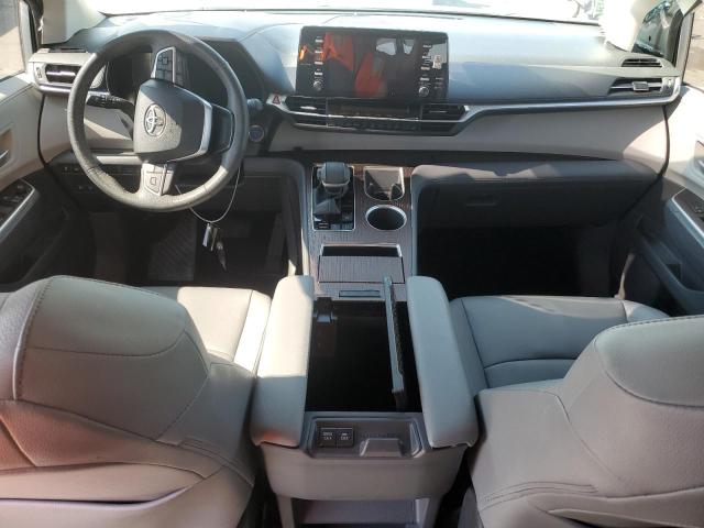 5TDYSKFC4NS050981 Toyota SIENNA XLE