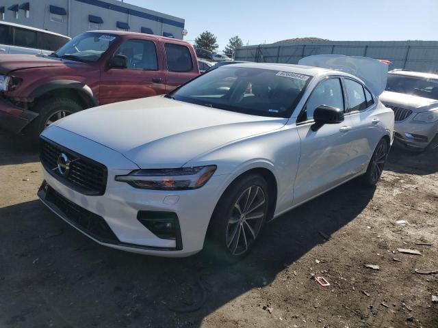 2022 VOLVO S60 B5 MOM - 7JRL12TZ6NG162201