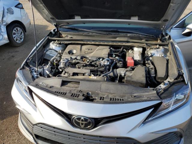 4T1C11AK9NU655057 Toyota Camry LE 11