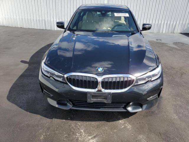 3MW5R7J02M8C07811 BMW 3 Series 330XI 5