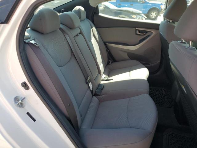 5NPDH4AE5FH556683 Hyundai ELANTRA SE