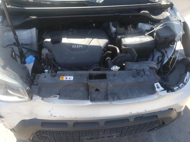 KNDJN2A27F7811909 KIA Soul