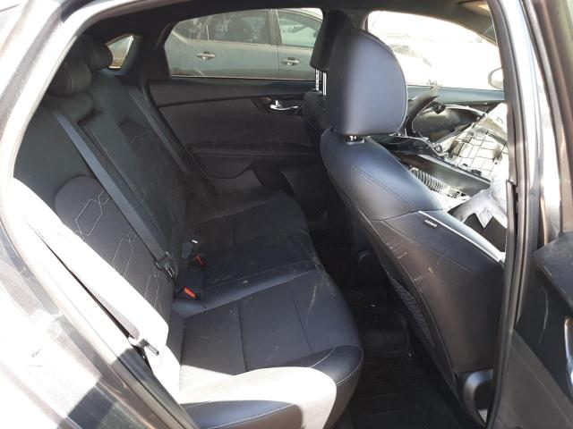 3KPF34AD6ME285021 KIA Forte Gt Line