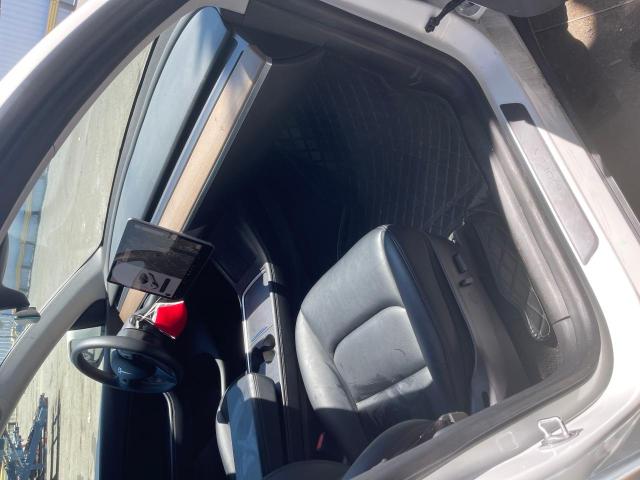 7SAYGDEE2NF359386 Tesla Model Y