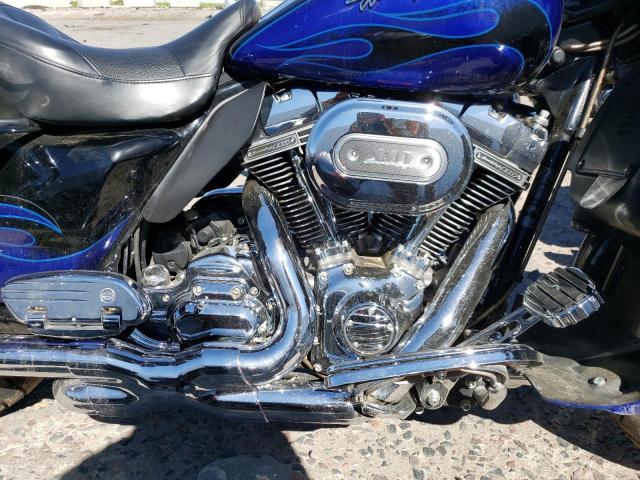 2011 HARLEY-DAVIDSON FLHTCUSE6 - 1HD1PR81XBB955122