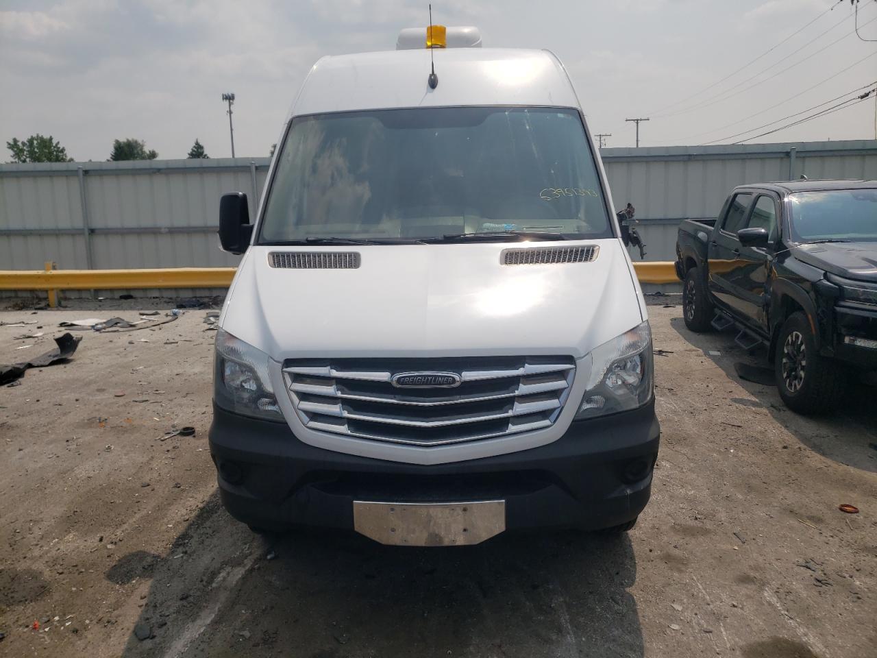 Lot #3044541588 2014 FREIGHTLINER SPRINTER 3