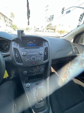 1FADP3K23HL284852 Ford FOCUS SE