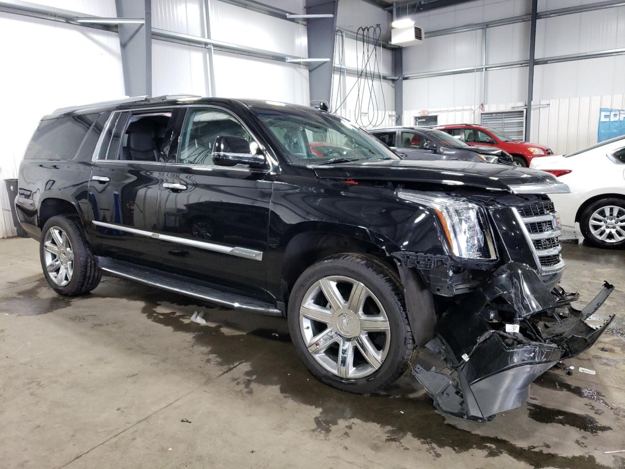 1GYS4HKJ1KR135952 Cadillac Escalade E 4