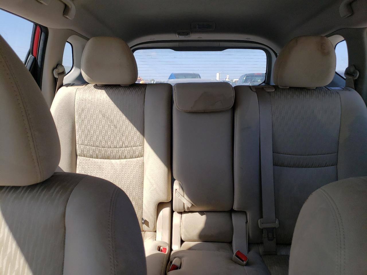 VIN: JN8AT2MV2HW267408 2017 NISSAN ROGUE