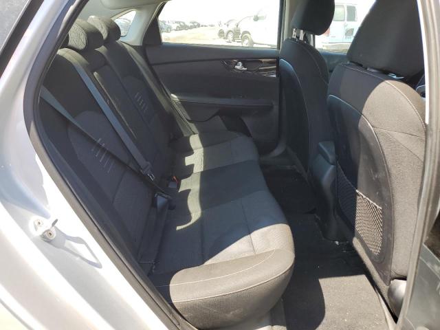 3KPF34AD2KE042397 KIA Forte Gt Line