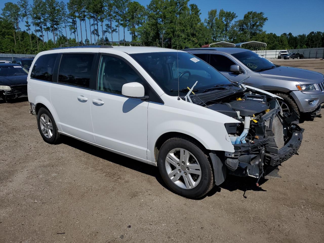 2018 Dodge Grand Caravan Sxt vin: 2C4RDGCG3JR240678