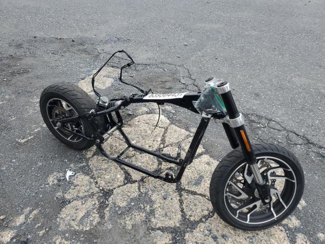 2020 HARLEY-DAVIDSON FLSB 1HD1YMJ1XLB062590