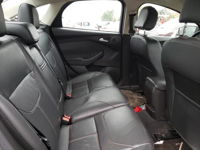 1FADP3F20GL375750 Ford FOCUS SE
