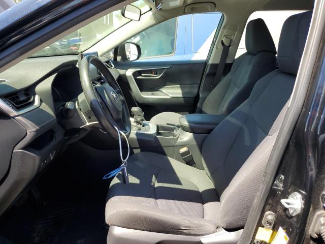 JTMMWRFV7KD024766 Toyota RAV4 LE