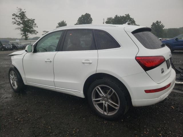 VIN WA1LFAFP8EA047990 2014 Audi Q5, Premium Plus no.2