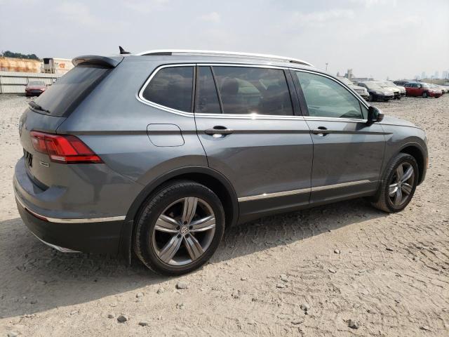 3VV2B7AX6LM162127 Volkswagen Tiguan SE 3