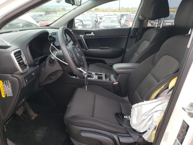 KNDPMCAC4H7085960 KIA Sportage Lx
